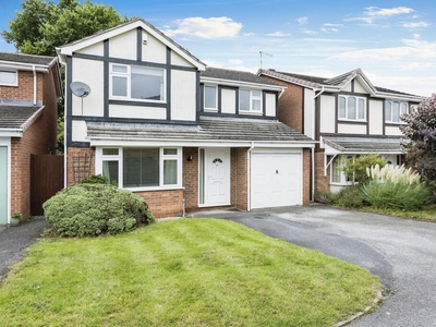 4 bedroom detached house for sale in The Dales, Countesthorpe, Leicester, LE8