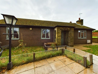 3 bedroom bungalow for sale in Ryecroft Road, Norton, Doncaster, South Yorkshire, DN6