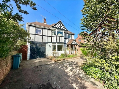 5 bedroom detached house for sale in Baldwin Avenue, Eastbourne, East Sussex, BN21