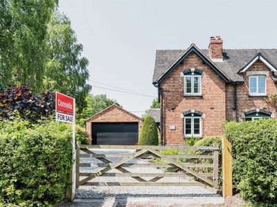 Cottage for sale in Fox Lane, Lichfield WS13