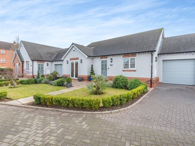 Detached bungalow for sale in Parsons View, Lichfield WS13