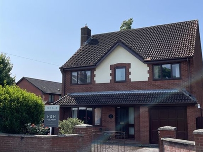Detached house for sale in The Avenue, Caldicot NP26