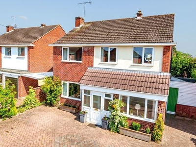 Detached house for sale in The Ridgeway, Stourport-On-Severn DY13