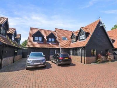 Detached house to rent in London Road, Stanford Rivers, Ongar, Essex CM5