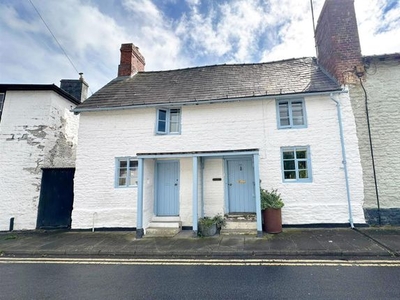 End terrace house for sale in Market Street, Knighton LD7