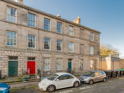 Flat for sale in 13A Comely Green Place, Abbeyhill, Edinburgh EH7