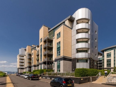 Flat for sale in 4/5 Western Harbour Place, Newhaven EH6