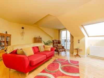 Penthouse for sale in 114/7 Crewe Road North, Edinburgh EH5
