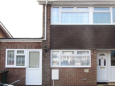 Semi-detached house to rent in Morris Drive, Banbury OX16