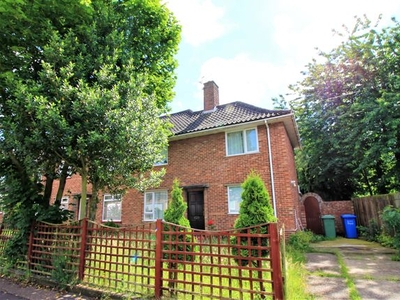 Semi-detached house to rent in Pettus Road, Norwich NR4