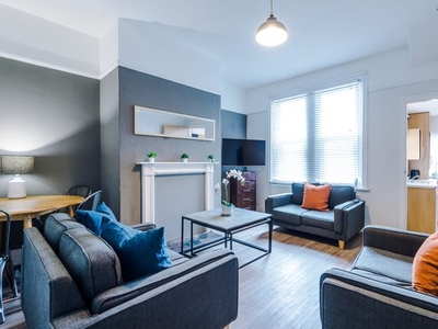 Shared accommodation to rent in Deuchar Street, Newcastle NE2