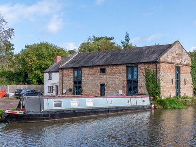 Terraced house for sale in New Wharf, Tardebigge, Bromsgrove, Worcestershire B60
