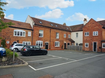 Town house for sale in Beatrice Court, Lichfield WS13