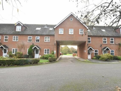 2 Bedroom Apartment For Sale In Hothfield, Ashford