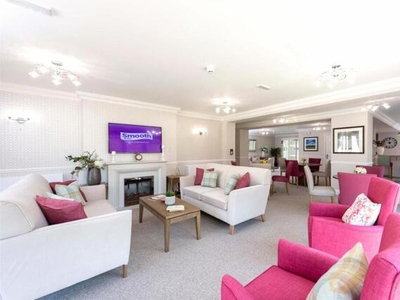 2 Bedroom Apartment For Sale In Reigate, Surrey