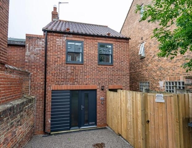 2 Bedroom Detached House For Rent In York, North Yorkshire