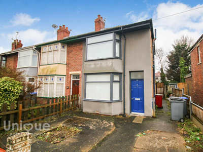 2 Bedroom End Of Terrace House For Sale In Blackpool
