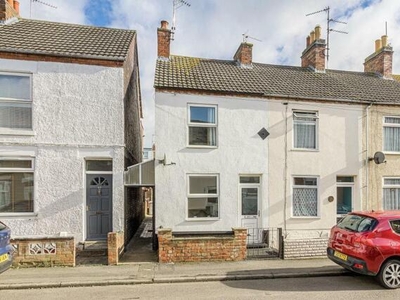 2 Bedroom End Of Terrace House For Sale In Kettering, Northants