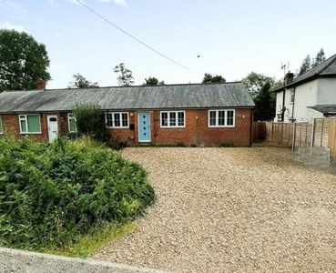 2 Bedroom Semi-detached House For Sale In Bishop's Stortford, Essex