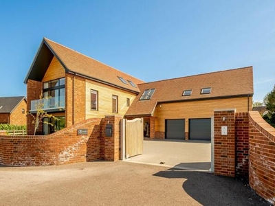 5 Bedroom Detached House For Sale In Preston, Canterbury