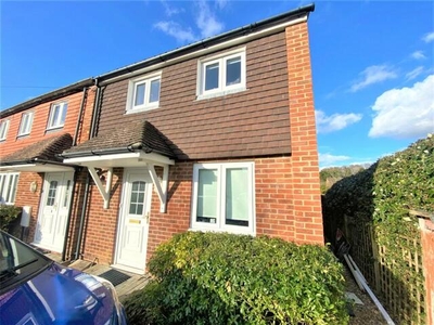 6 Bedroom End Of Terrace House For Rent In Guildford, Surrey