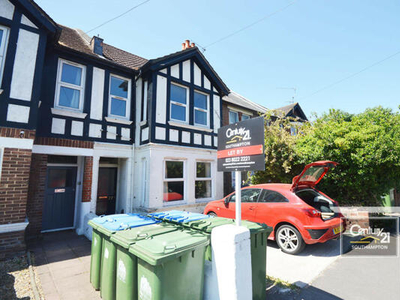 6 Bedroom Terraced House For Rent In Stafford Road, Southampton