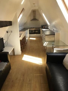 7 Bedroom Apartment For Rent In Leeds, West Yorkshire