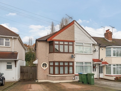 End Of Terrace House for sale - Parkside Avenue, Kent, DA7