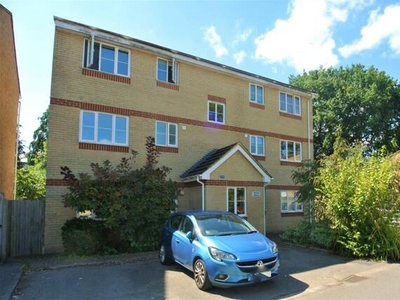 1 Bedroom Apartment For Sale In Pinewood Park