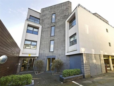 2 Bedroom Apartment For Sale In Kimberley Road, London