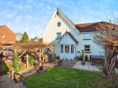 2 Bedroom End Of Terrace House For Sale In Etchingham, East Sussex