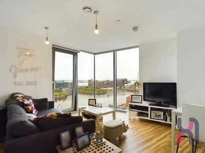 2 Bedroom Flat For Sale In 19 Plaza Boulevard, Liverpool