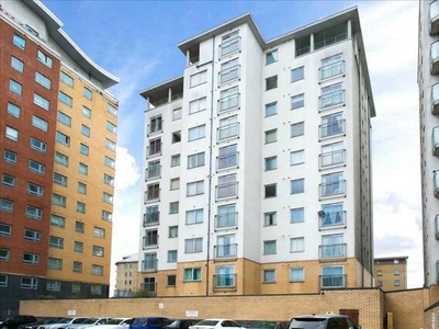 2 Bedroom Flat For Sale In Ilford, London