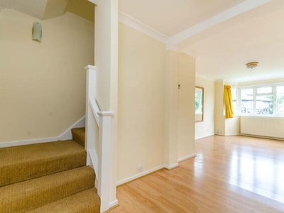 2 Bedroom Flat For Sale In Surbiton