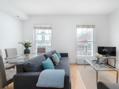 2 Bedroom Maisonette For Rent In Chelsea, London