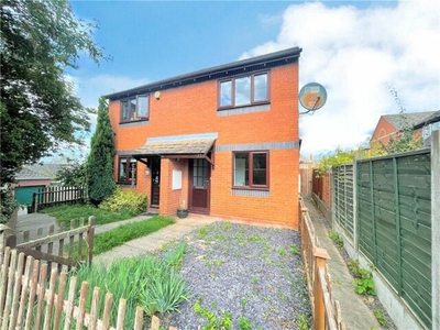 2 Bedroom Semi-detached House For Sale In Worcester