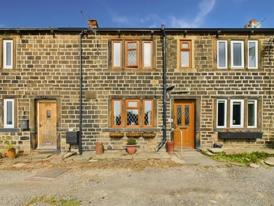 2 Bedroom Terraced House For Sale In Staincliffe, Dewsbury