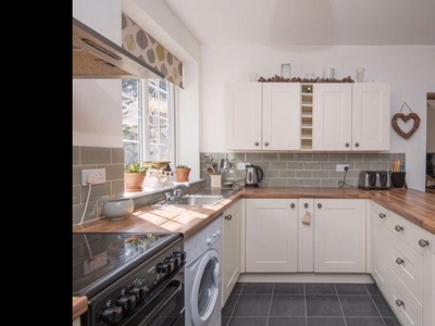 3 Bed Terraced House, Roskrow Cottages, TR10