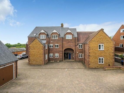 3 Bedroom Apartment For Sale In East Haddon