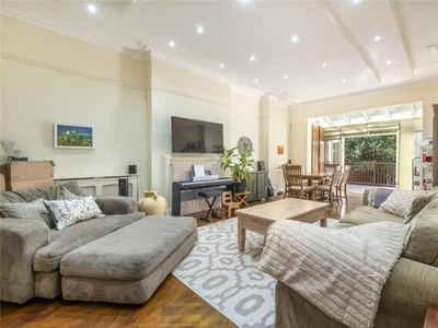 3 Bedroom Apartment For Sale In
Hampstead