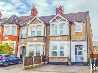 3 Bedroom End Of Terrace House For Sale In Brentwood