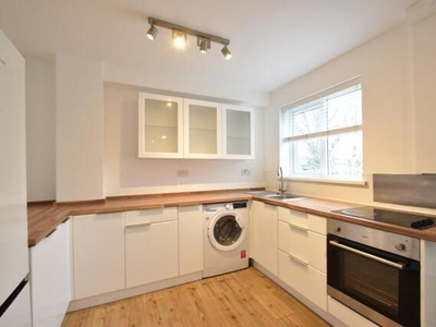 3 Bedroom House For Rent In Weybridge