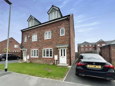 3 Bedroom Semi-detached House For Sale In Ollerton