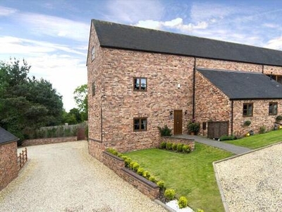 4 Bedroom Barn Conversion For Rent In Cannock, Staffordshire