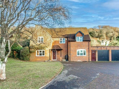 4 Bedroom Detached House For Sale In Aldbury, Tring
