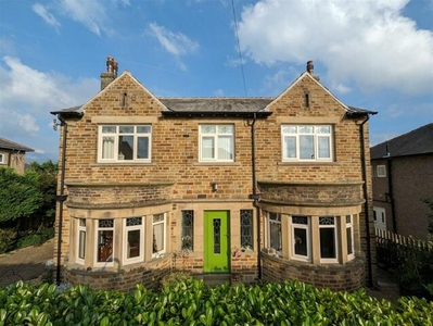 4 Bedroom Detached House For Sale In Smith House Lane