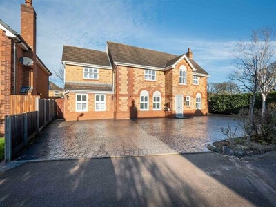 4 Bedroom Detached House For Sale In Walmley