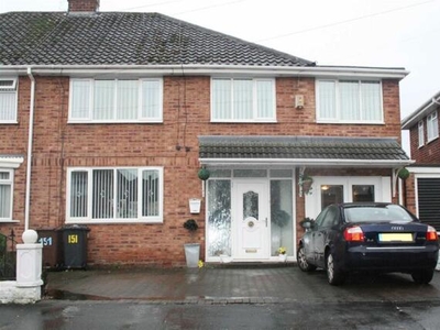 4 Bedroom Semi-detached House For Sale In Aintree Village