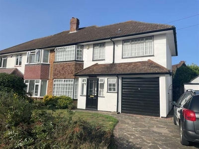 4 Bedroom Semi-detached House For Sale In Petts Wood