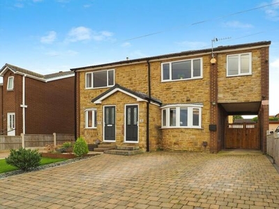 4 Bedroom Semi-detached House For Sale In Wakefield